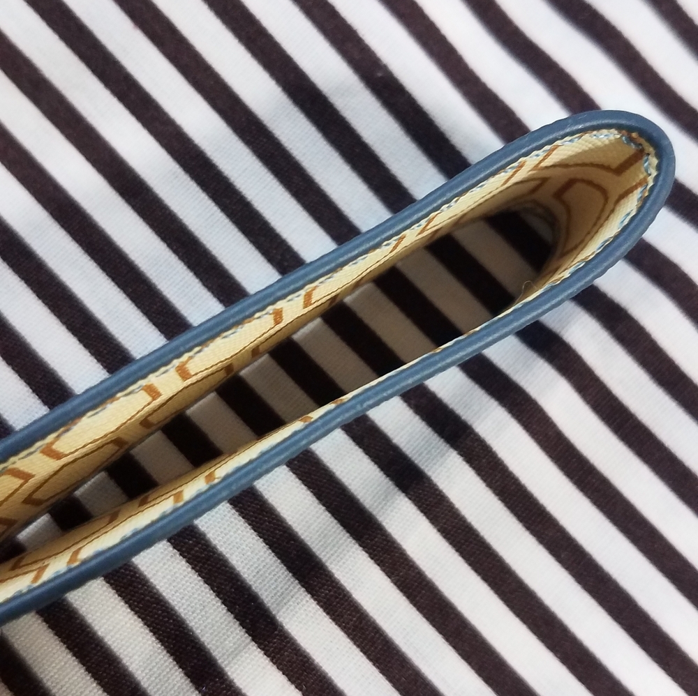 Key Fob Wrislet - Picture 3 of 9